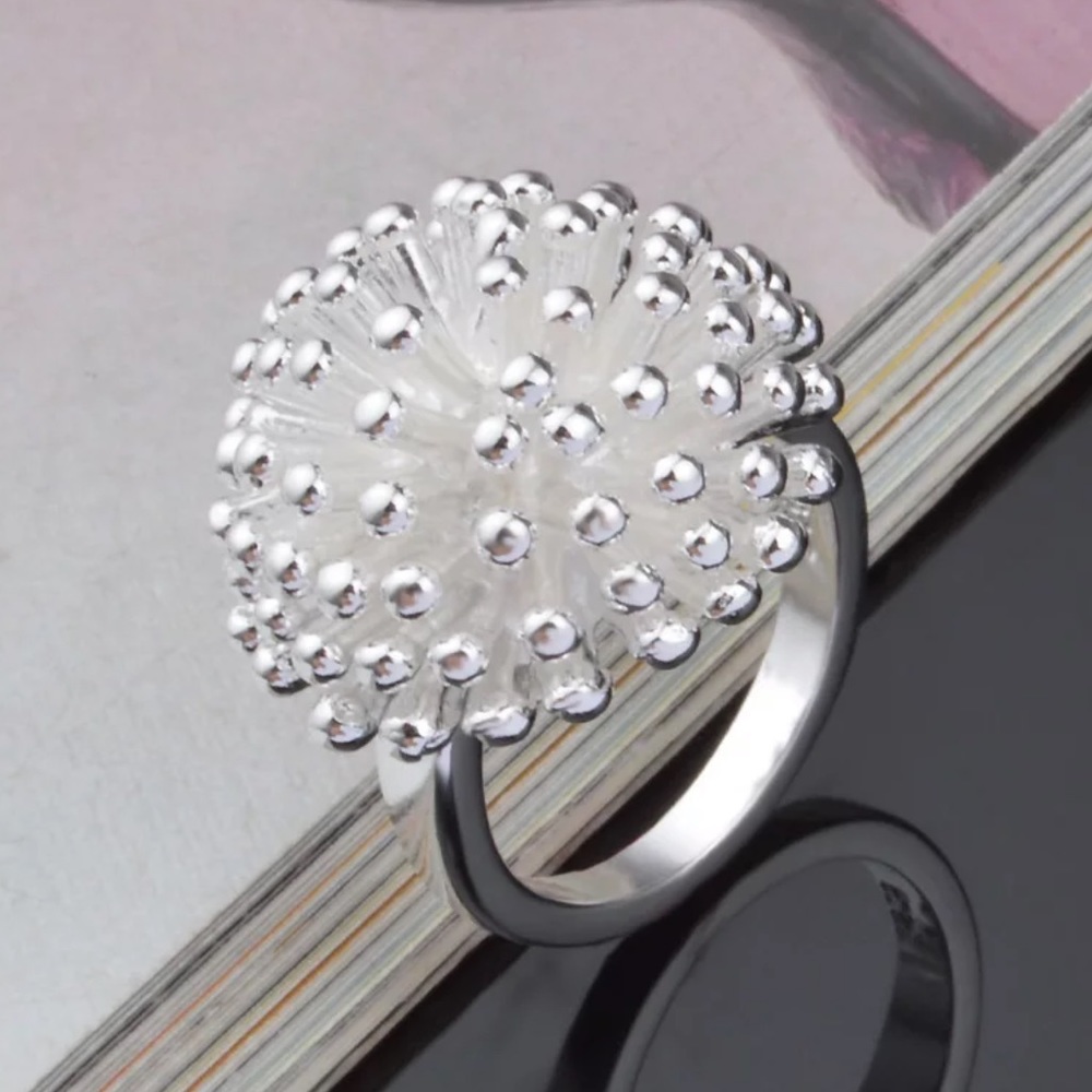 Silver Plated 925 Firework Flower Ring size 6